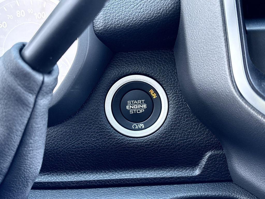 RAM 2500 Big Horn Crew Cab 4WD 2026