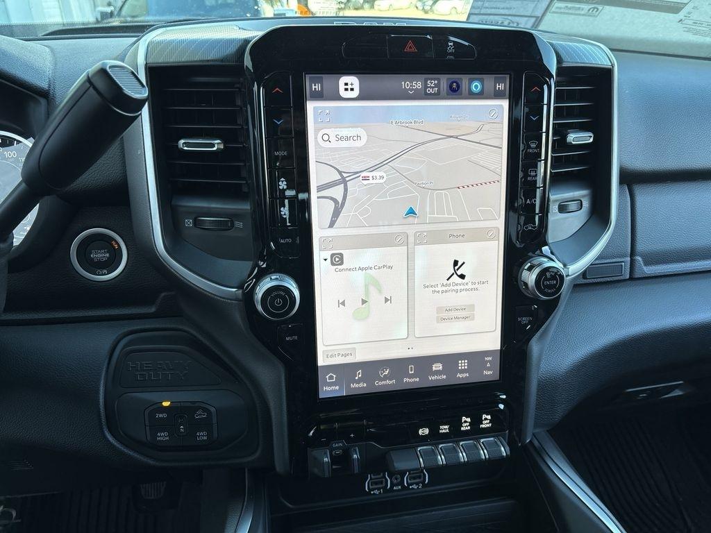 RAM 2500 Big Horn Crew Cab 4WD 2026