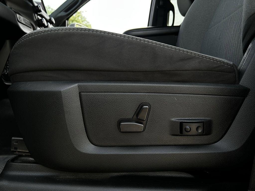 RAM 3500 Big Horn Crew Cab LWB 4WD DRW 2024