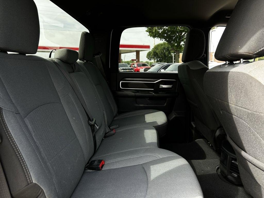 RAM 3500 Big Horn Crew Cab LWB 4WD DRW 2024