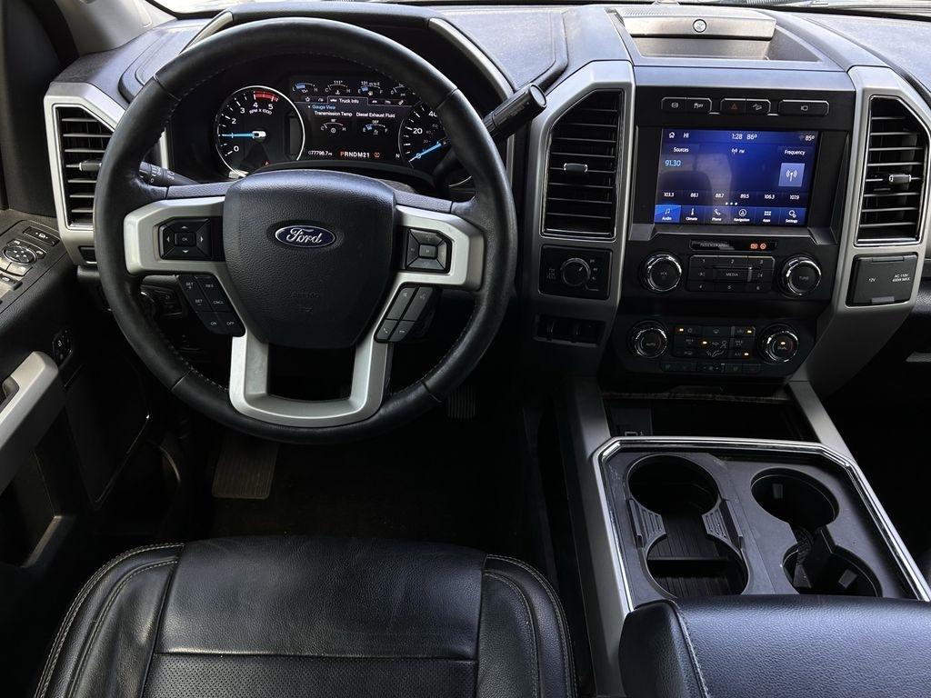 Ford F-250 SD Lariat Crew Cab 4WD 2019