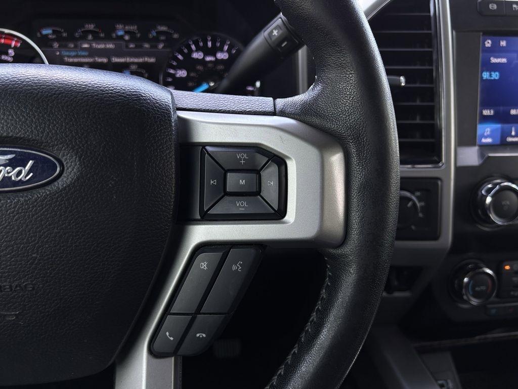 Ford F-250 SD Lariat Crew Cab 4WD 2019