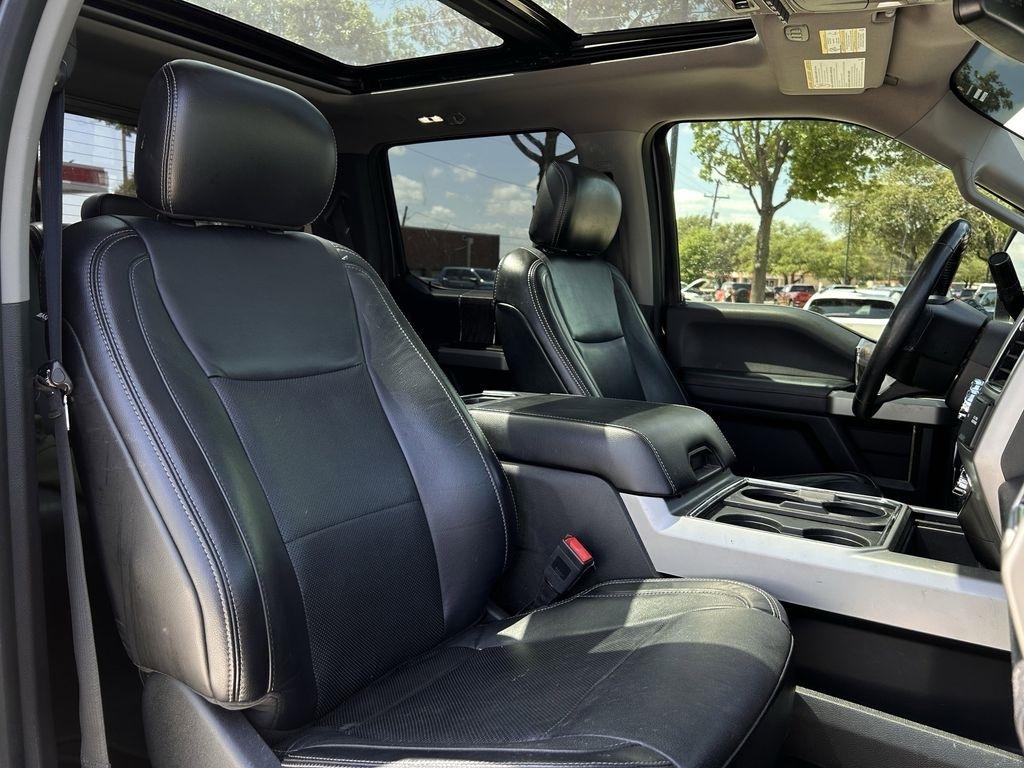 Ford F-250 SD Lariat Crew Cab 4WD 2019