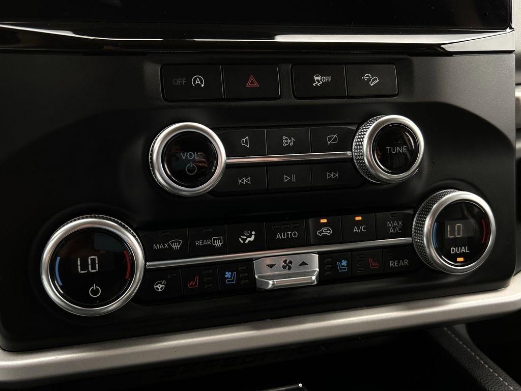 Ford Expedition MAX XLT 4WD 2024