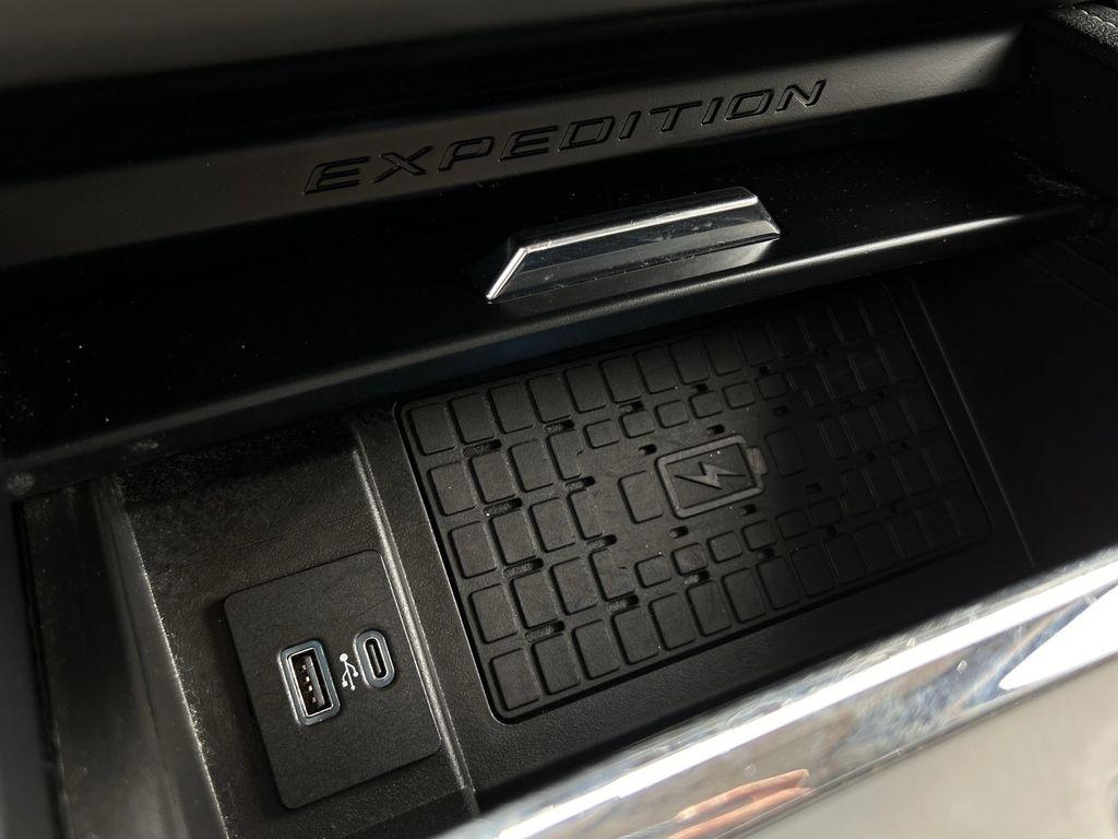 Ford Expedition MAX XLT 4WD 2024