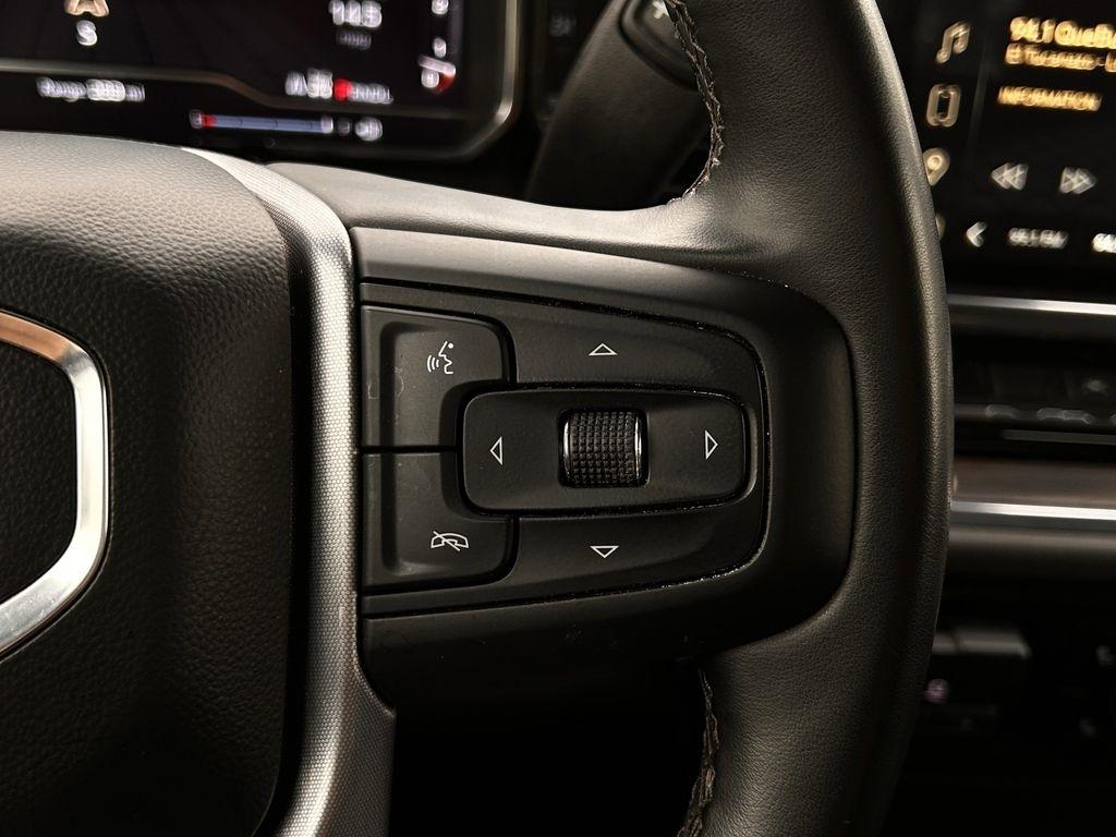 GMC Sierra 1500 SLT Crew Cab 4WD 2025