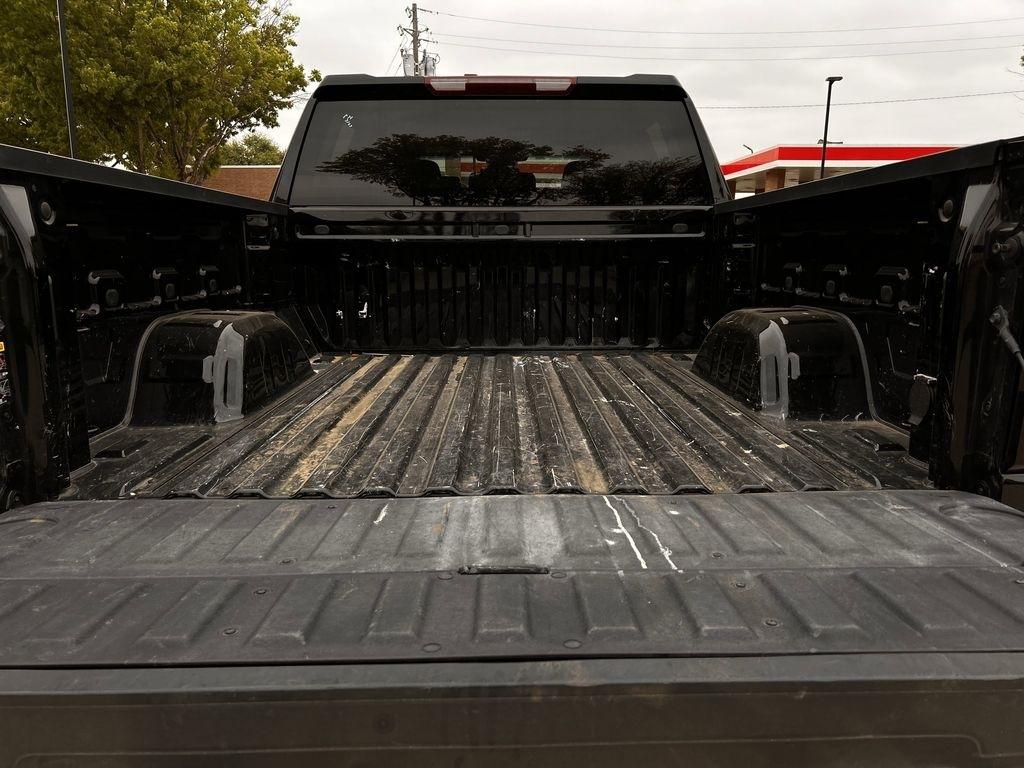 GMC Sierra 1500 SLT Crew Cab 4WD 2025