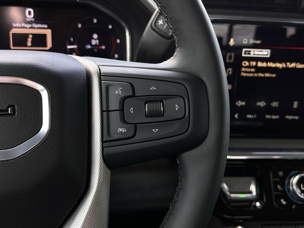 GMC Sierra 3500HD Denali Crew Cab 4WD 2025