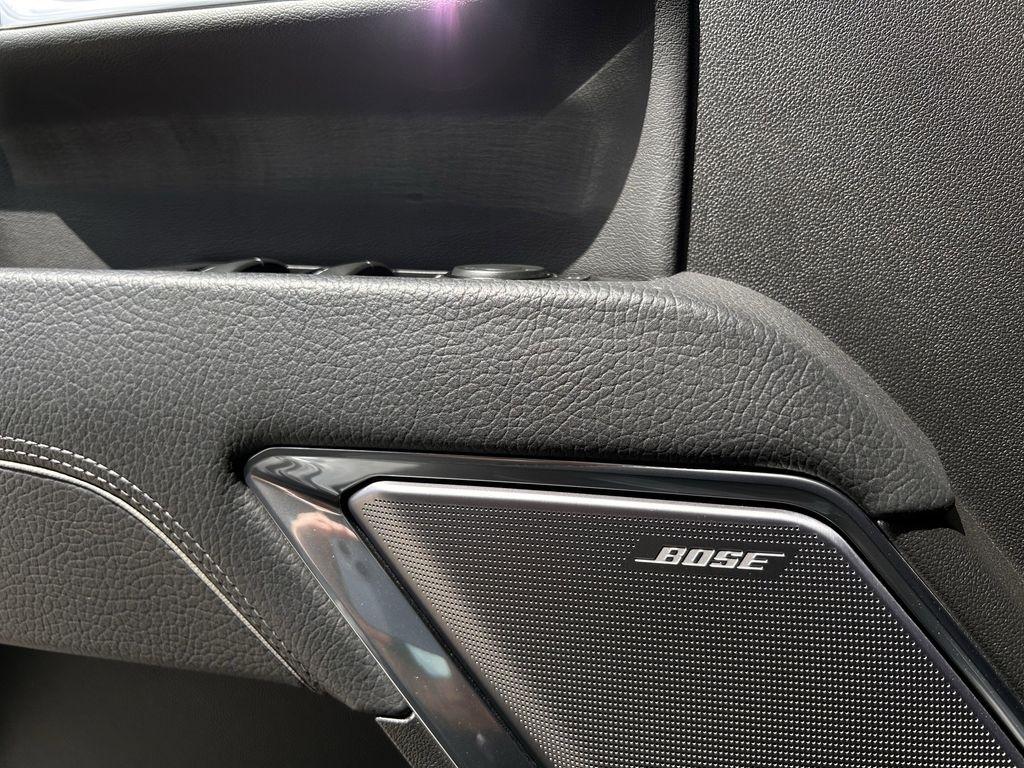 GMC Sierra 3500HD Denali Crew Cab 4WD 2025