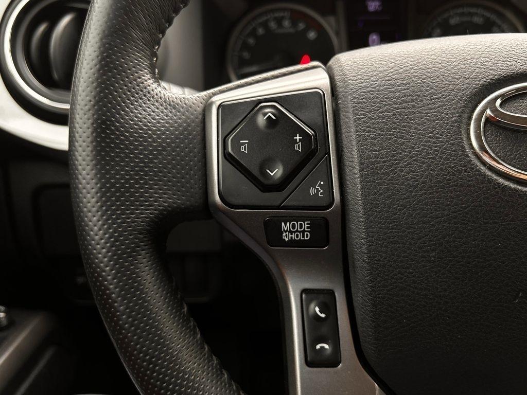 Toyota Tacoma SR5 Double Cab Long Bed V6 6AT 2WD 2020