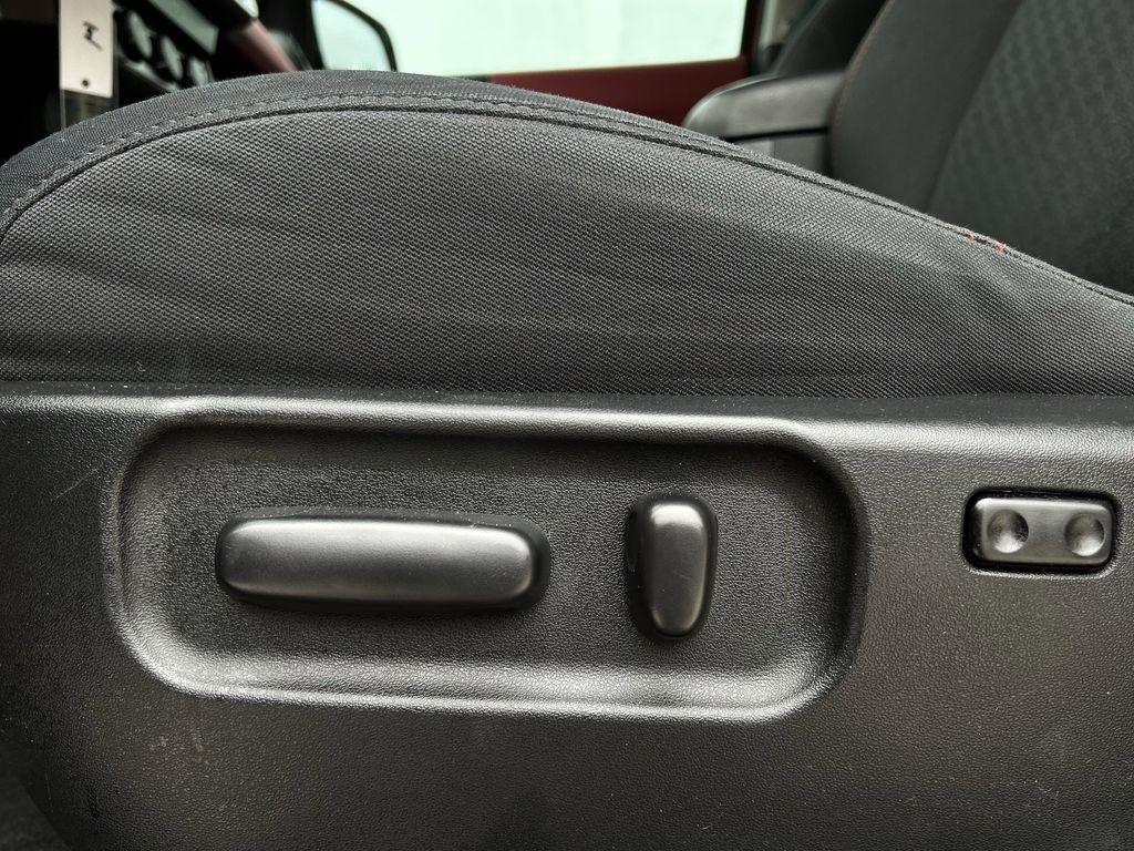 Toyota Tacoma SR5 Double Cab Long Bed V6 6AT 2WD 2020