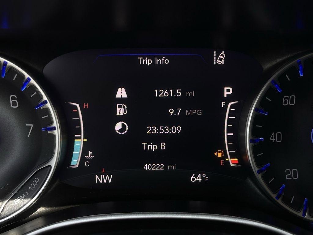 Chrysler Pacifica Touring L 2024