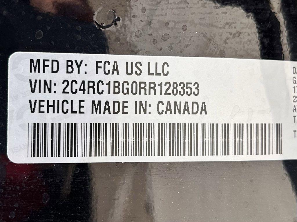 Chrysler Pacifica Touring L 2024