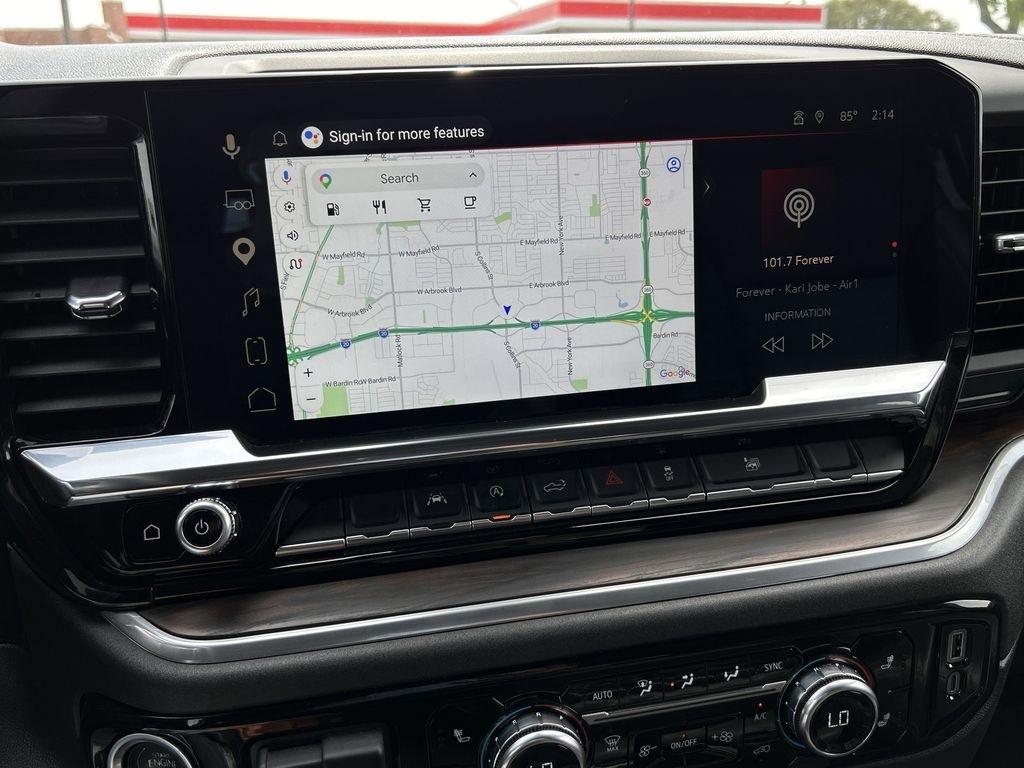 GMC Sierra 1500 SLT Crew Cab 4WD 2025