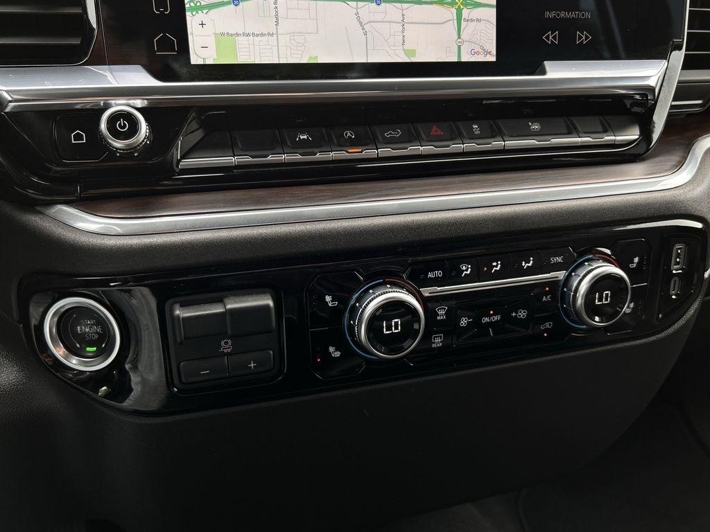 GMC Sierra 1500 SLT Crew Cab 4WD 2025