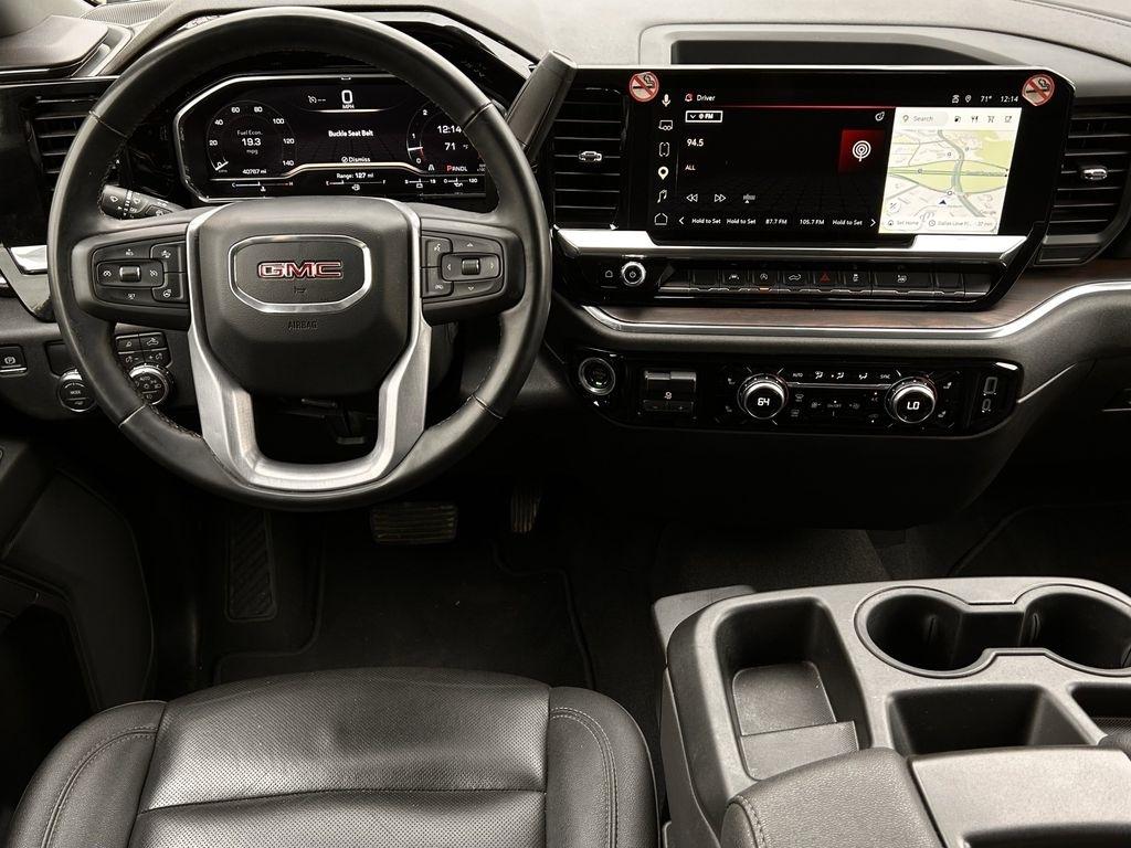 GMC Sierra 1500 SLT Crew Cab 2WD 2025