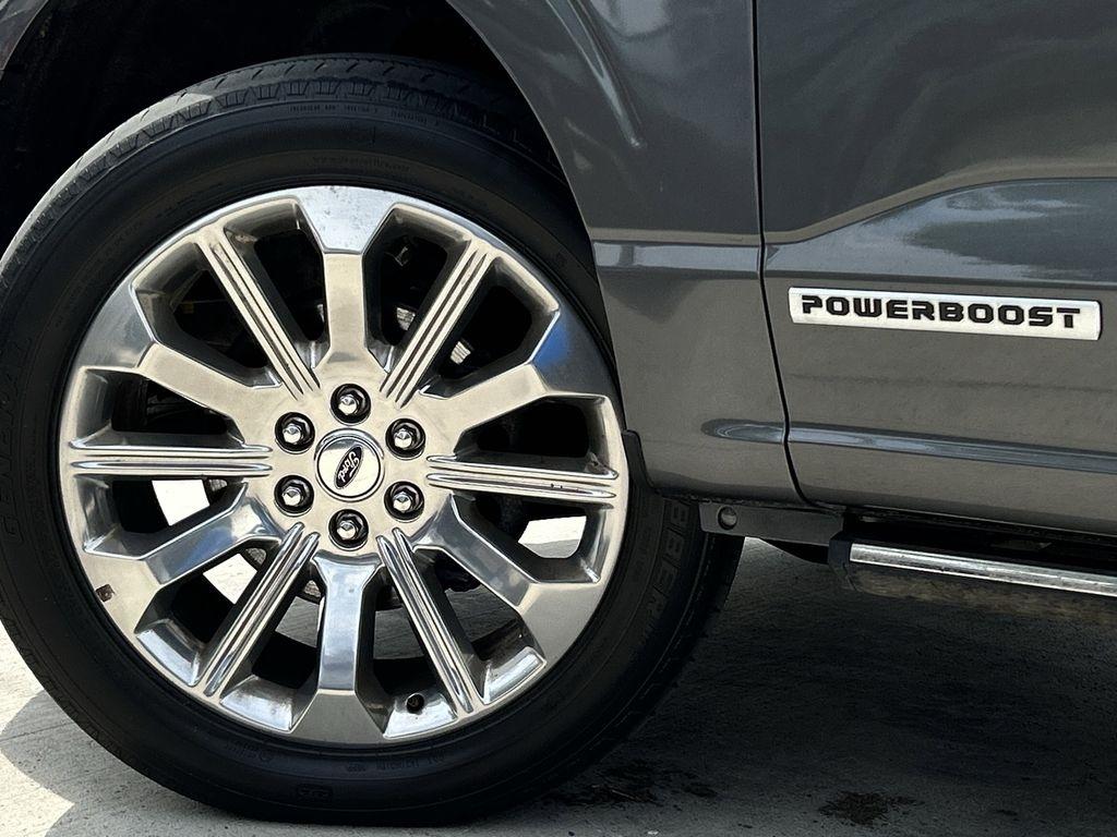 Ford F-150 Lariat SuperCrew 5.5-ft. Bed 4WD 2022