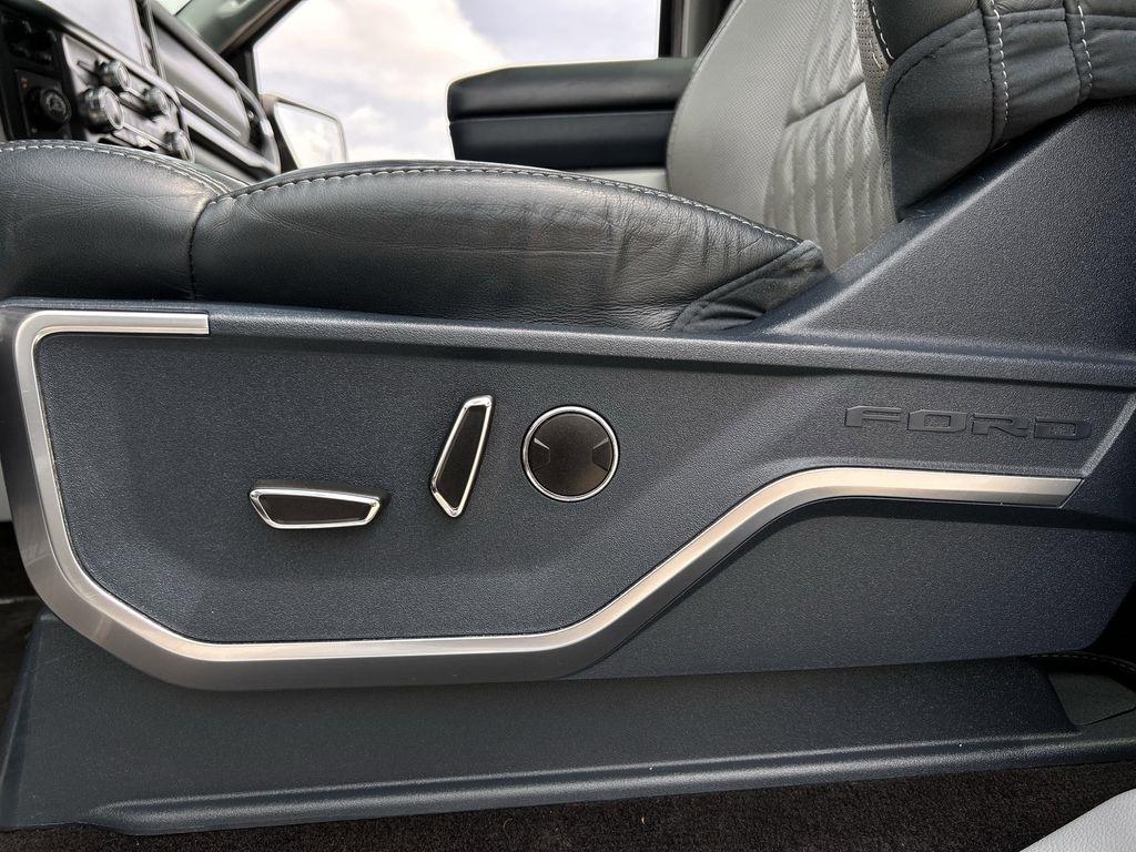 Ford F-150 Lariat SuperCrew 5.5-ft. Bed 4WD 2022