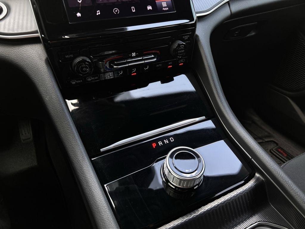 Jeep Grand Cherokee Laredo E 2WD 2025
