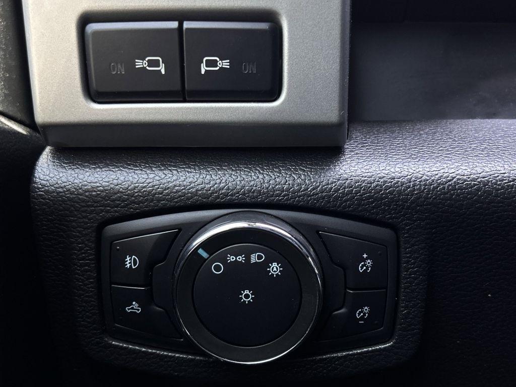 Ford F-250 SD Lariat Crew Cab 4WD 2020