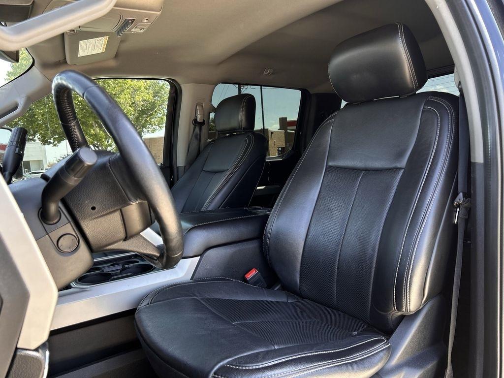 Ford F-250 SD Lariat Crew Cab 4WD 2020