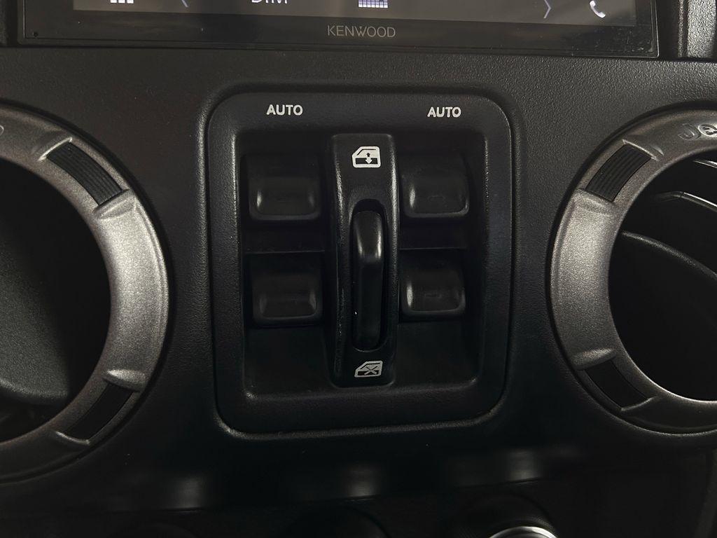 Jeep Wrangler JK Unlimited Sport 4WD 2018