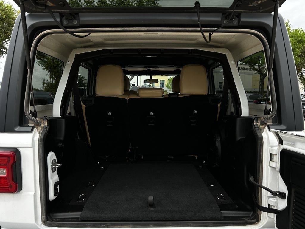 Jeep Wrangler Unlimited Sahara 2018