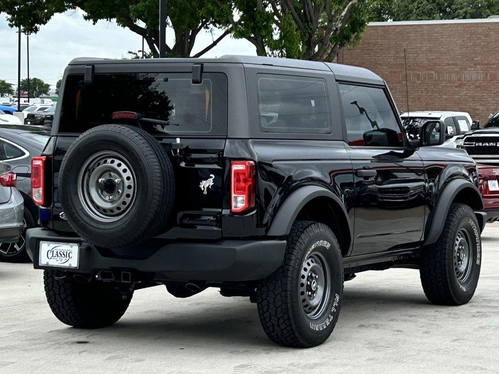 Ford Bronco Base 2-Door 2022