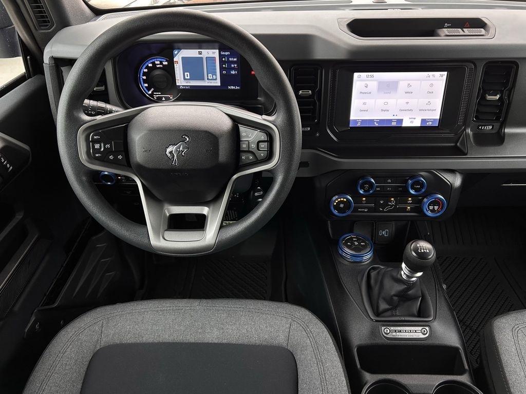 Ford Bronco Base 2-Door 2022