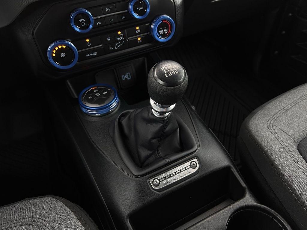 Ford Bronco Base 2-Door 2022