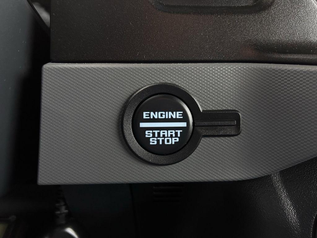 Ford Bronco Base 2-Door 2022