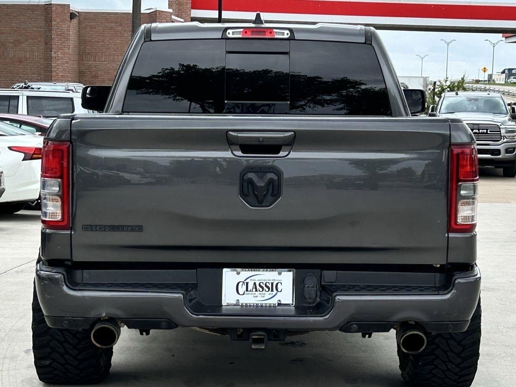 RAM 1500 Big Horn Quad Cab 2WD 2022