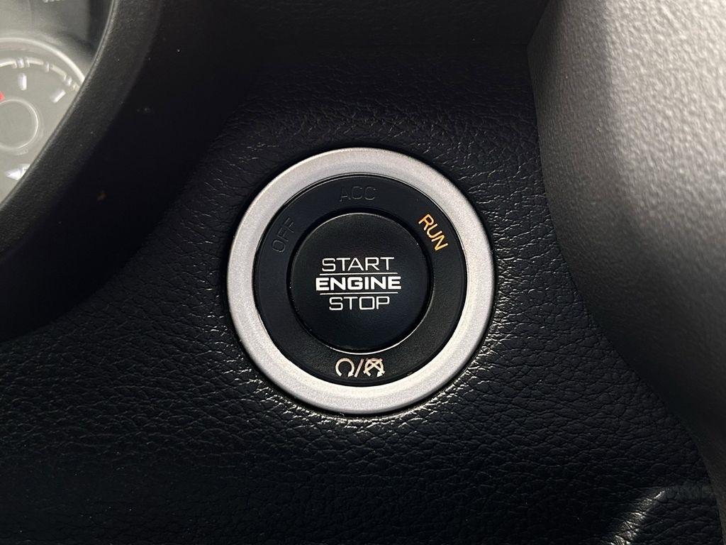 RAM 1500 Big Horn Quad Cab 2WD 2022