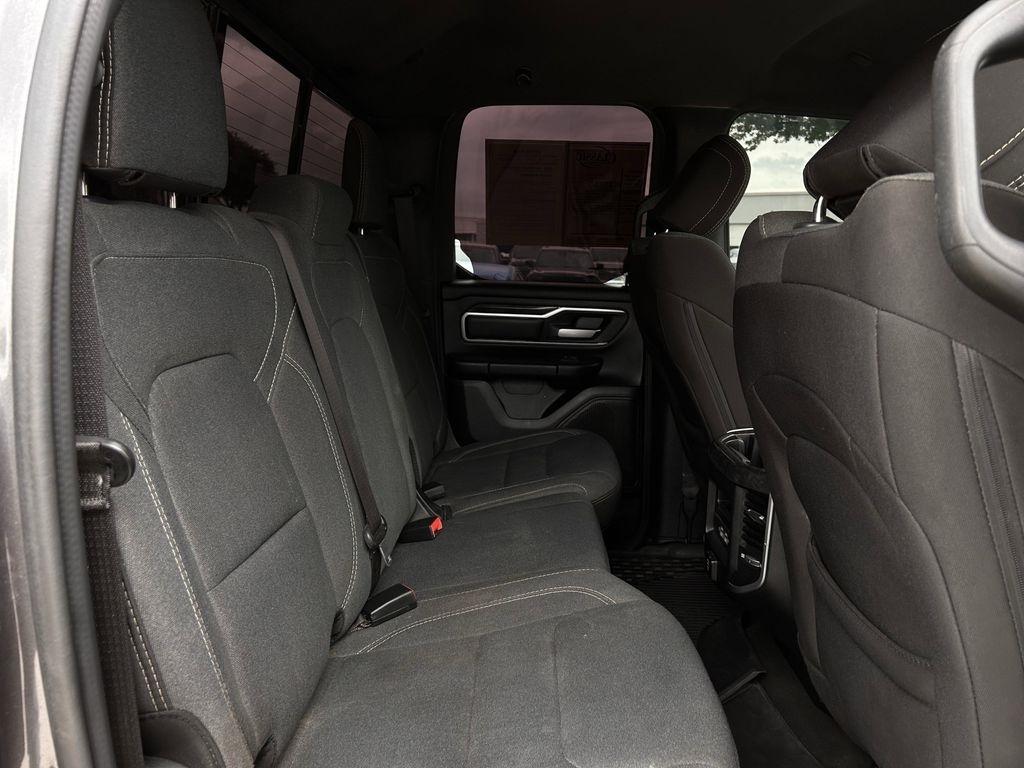 RAM 1500 Big Horn Quad Cab 2WD 2022