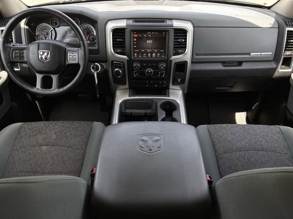 RAM 1500 SLT Crew Cab SWB 2WD 2016