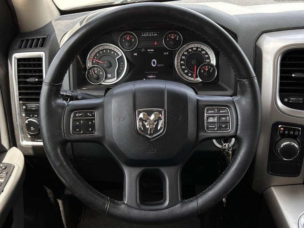 RAM 1500 SLT Crew Cab SWB 2WD 2016