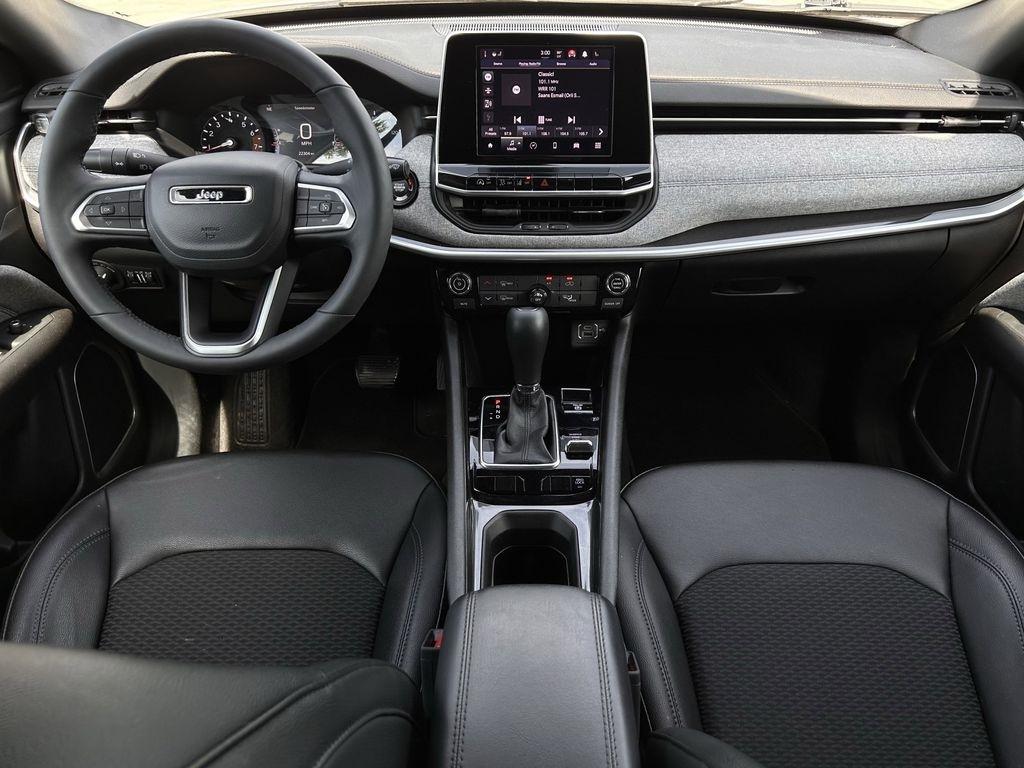 Jeep Compass Latitude 2025