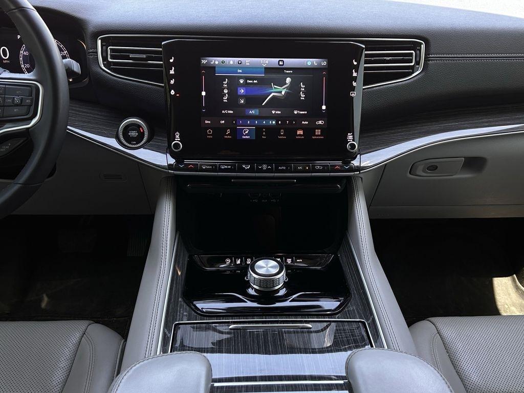 Jeep Wagoneer Series II 2022