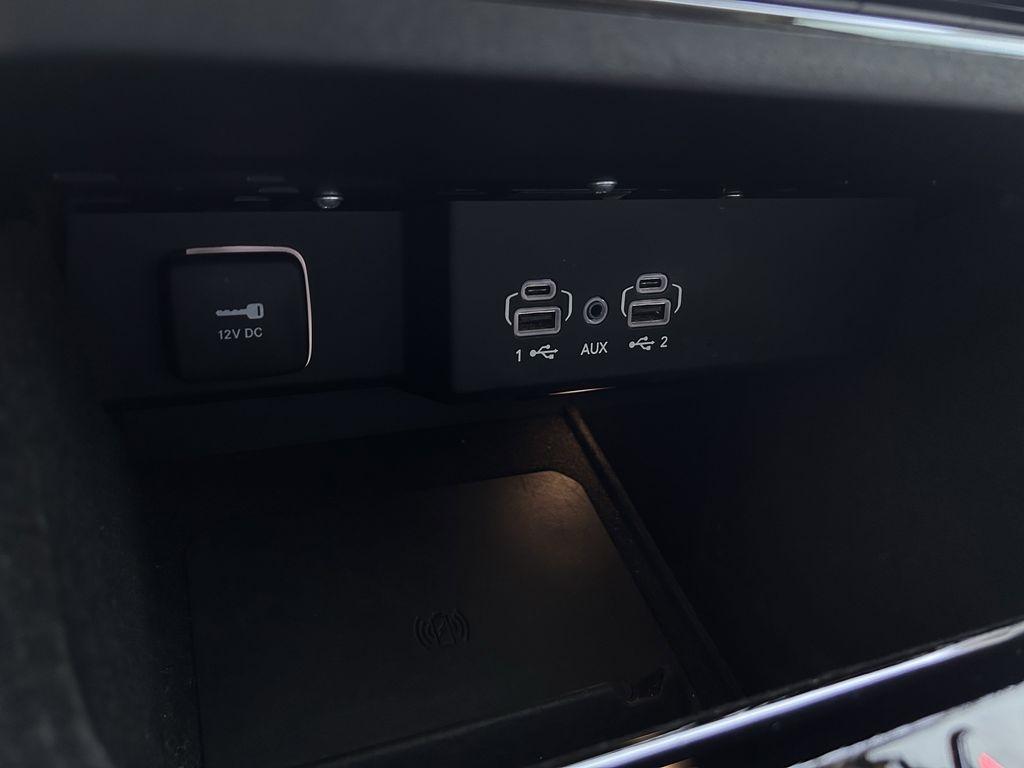 Jeep Wagoneer Series II 2022