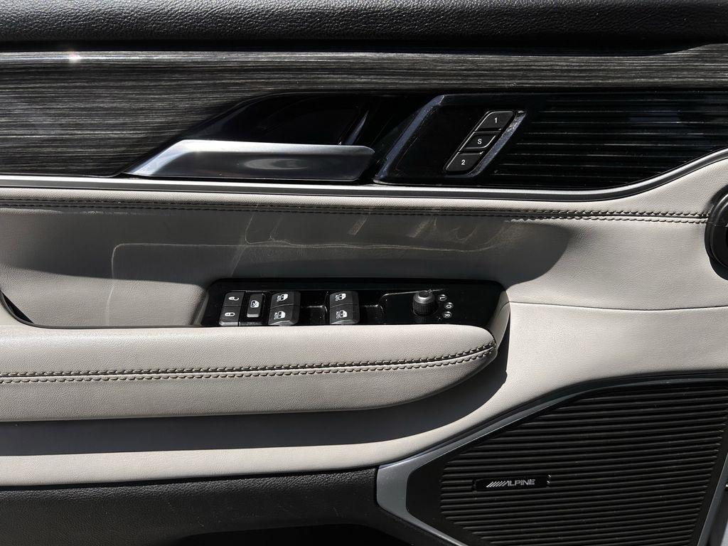 Jeep Wagoneer Series II 2022