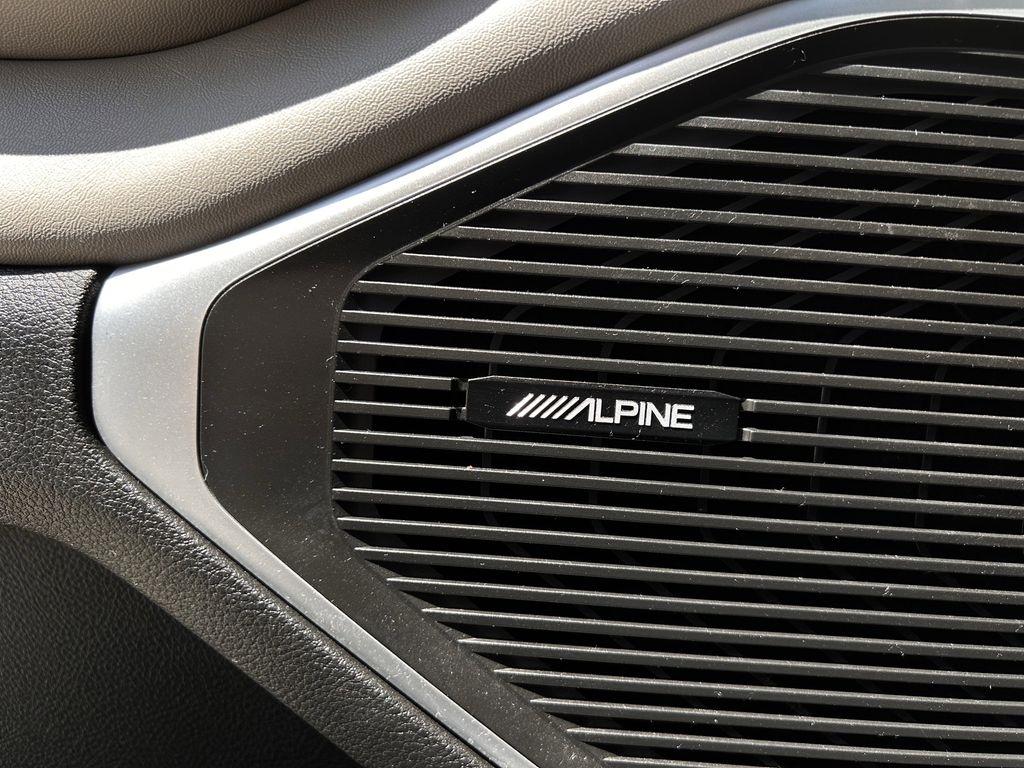 Jeep Wagoneer Series II 2022