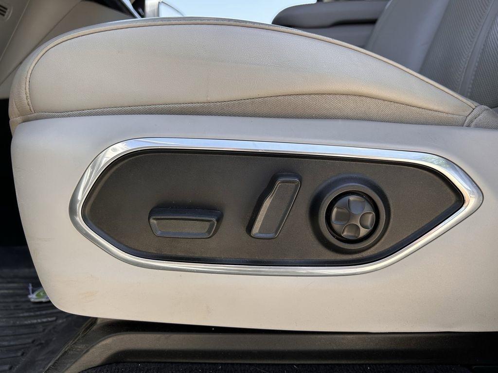 Jeep Wagoneer Series II 2022