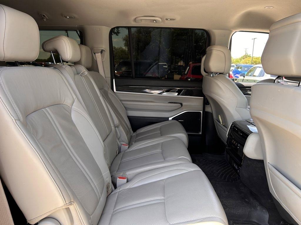 Jeep Wagoneer Series II 2022