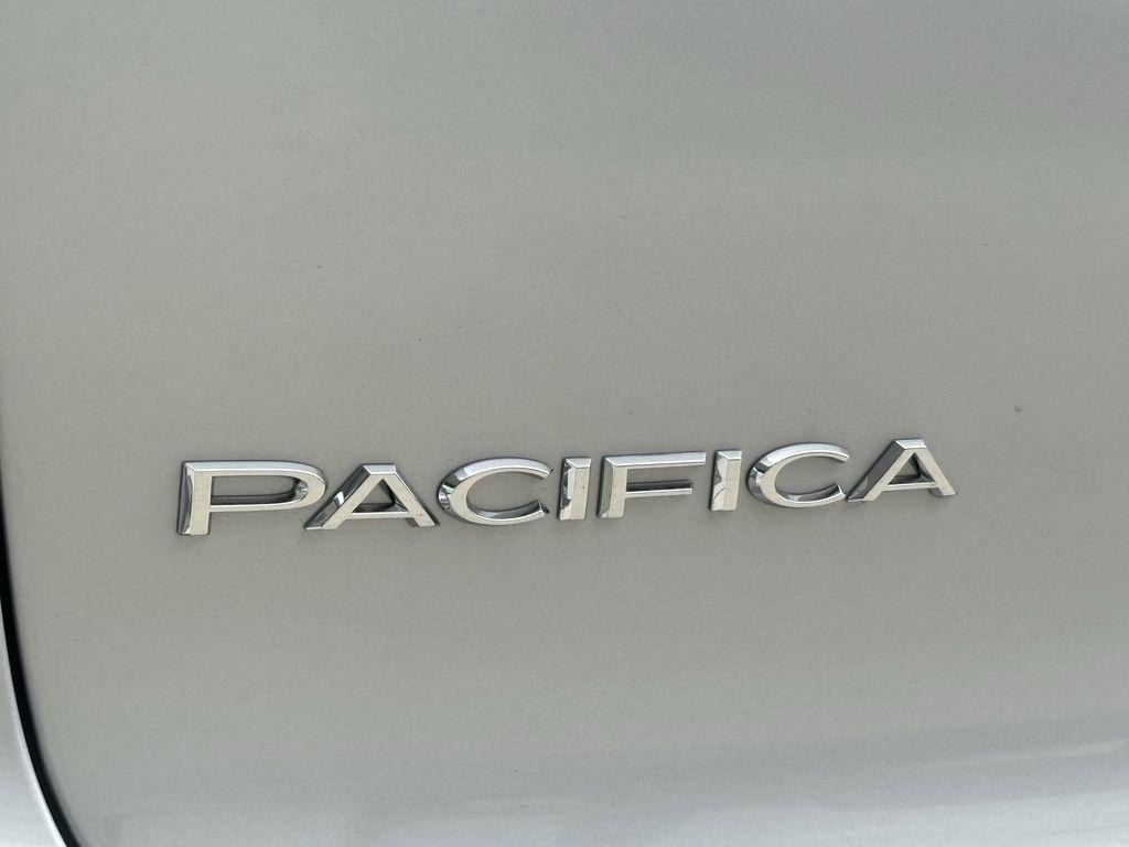 Chrysler Pacifica Select 2026