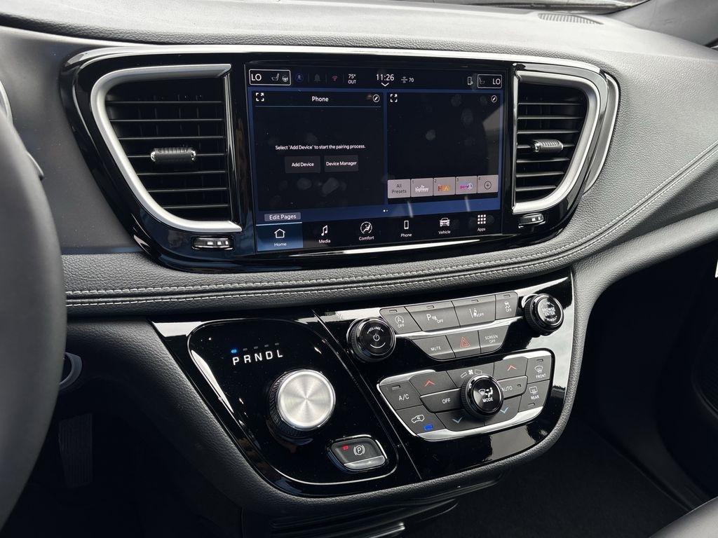 Chrysler Pacifica Select 2026