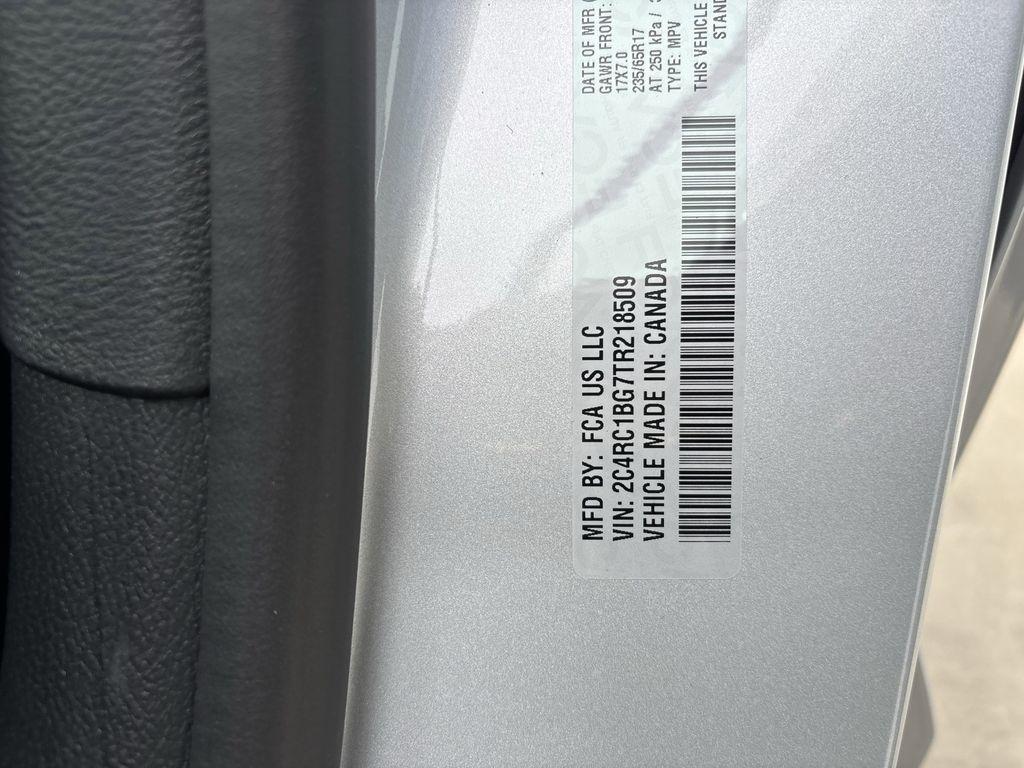 Chrysler Pacifica Select 2026