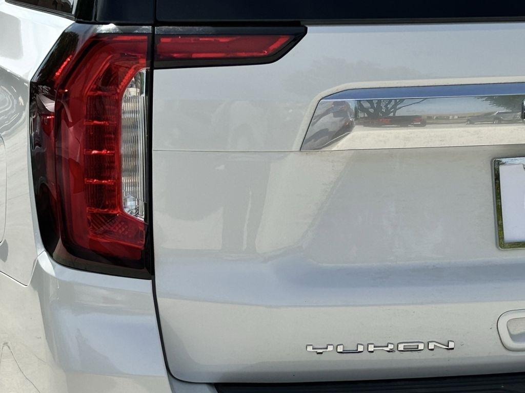 GMC Yukon XL Denali 4WD 2024