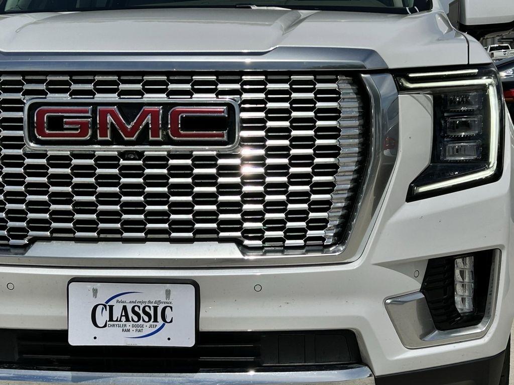 GMC Yukon XL Denali 4WD 2024