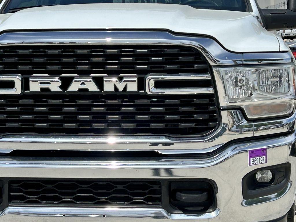 RAM 3500 Big Horn Crew Cab LWB 4WD DRW 2024