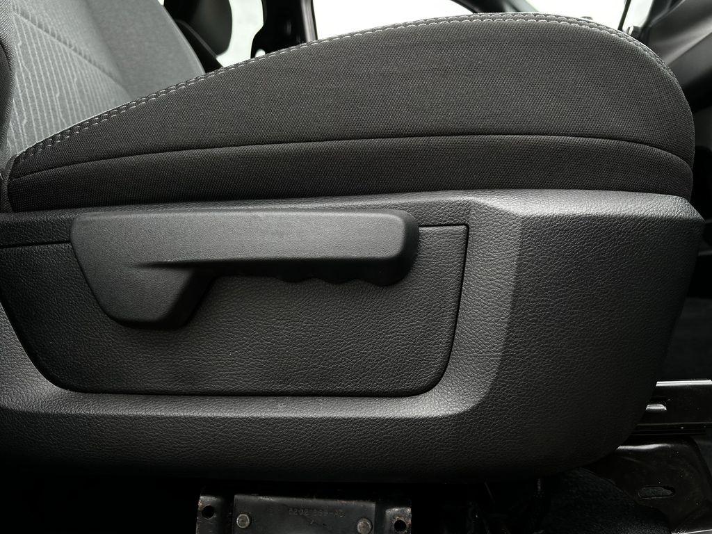 RAM 3500 Big Horn Crew Cab LWB 4WD DRW 2024